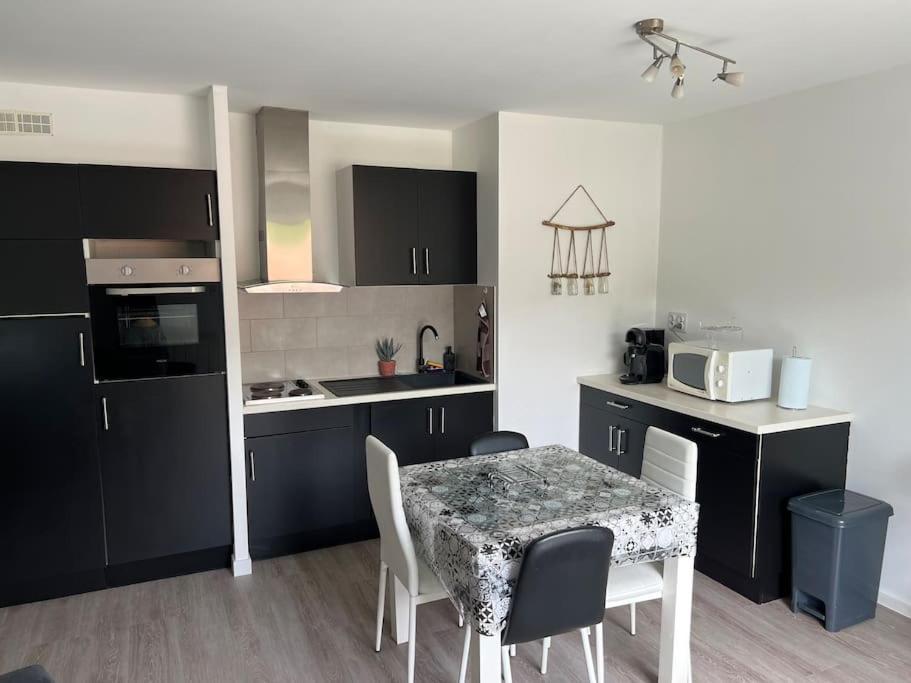Flat Apartment Cransac Luaran gambar